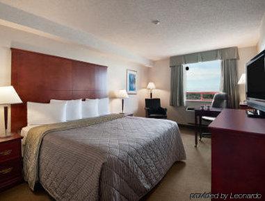 Travelodge By Wyndham Vancouver Airport Hotel 2*