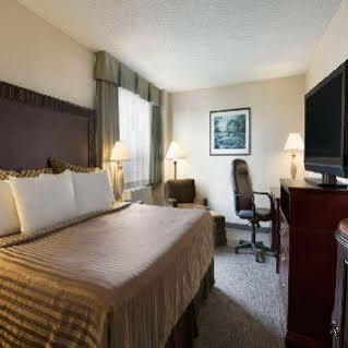 Travelodge By Wyndham Vancouver Airport